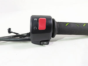 2021 Kawasaki Z900 ZR900 Right Hand Control Switch Throttle Grip Set 46091-0500 | Mototech271
