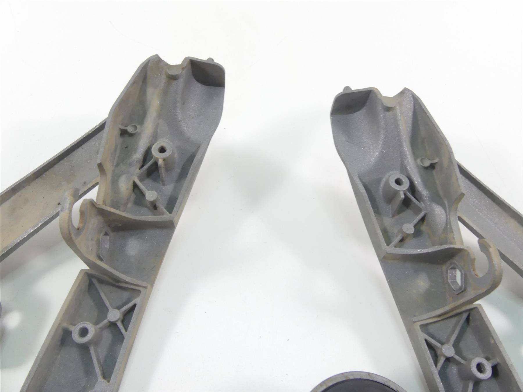 2019 BMW R1250GS K50 Front Left Right Panel Carrier Stay Set 46639480892 {{ shop.shopifyCountryName }} - Mototech271