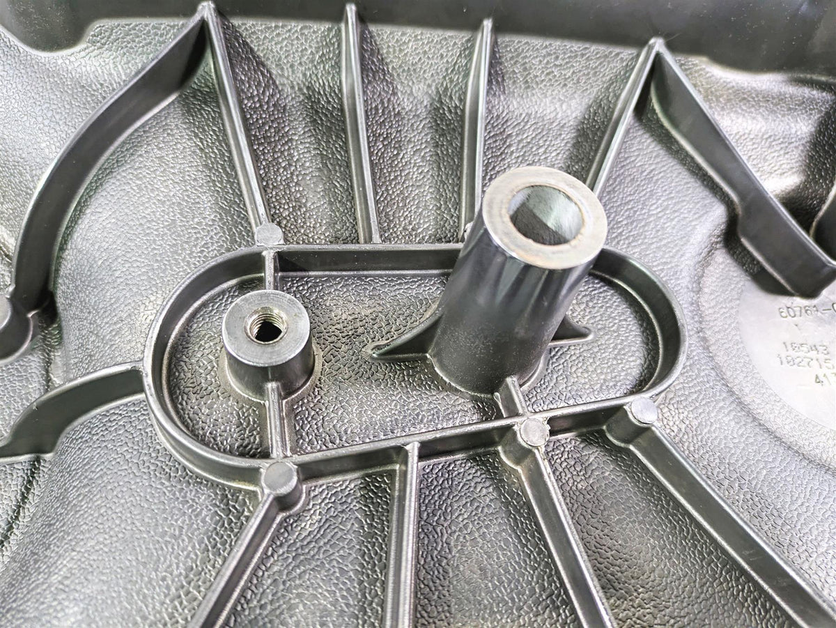 2016 Harley FXDL Dyna Low Rider Outer Primary Drive Clutch Cover 60761-06A {{ shop.shopifyCountryName }} - Mototech271