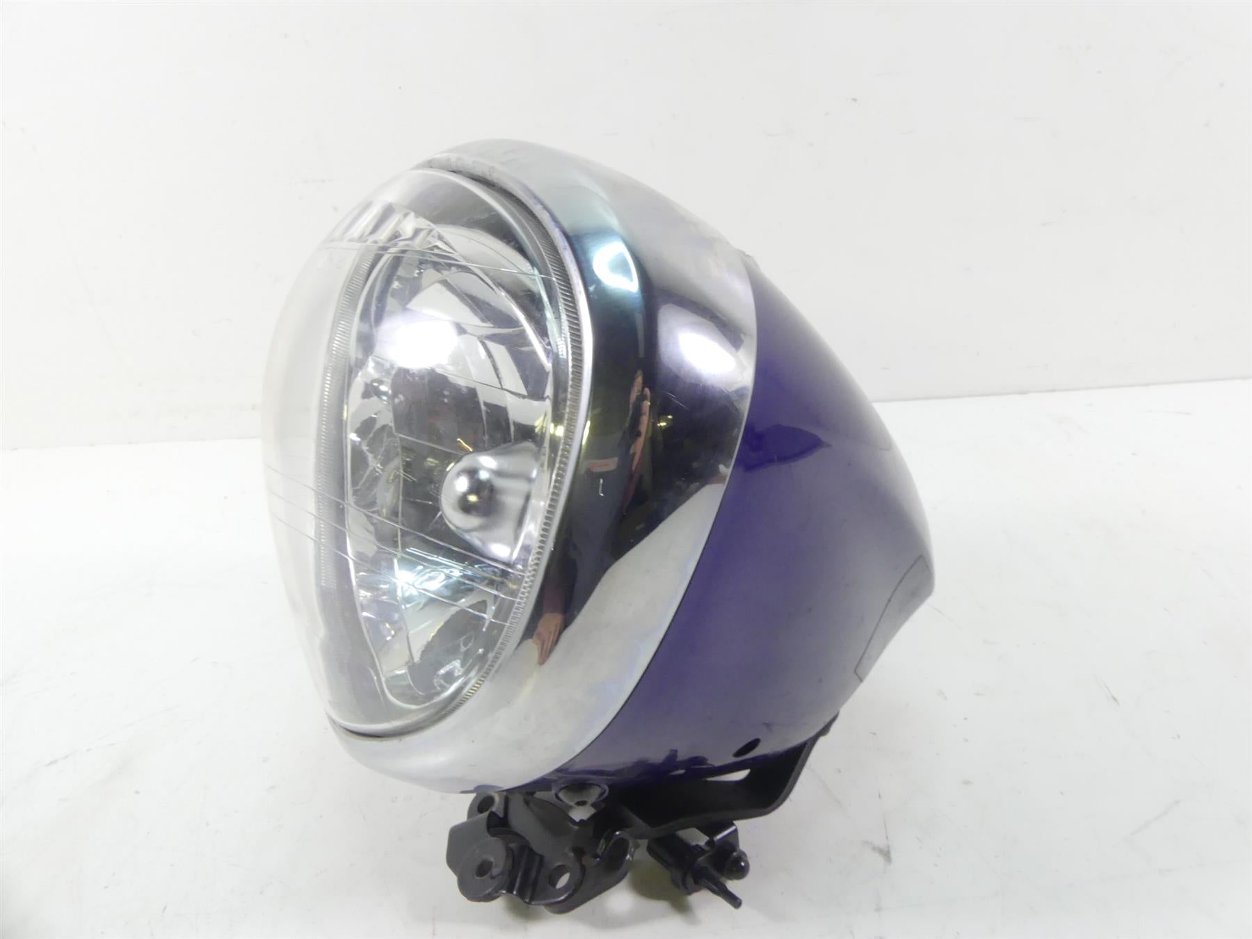 2007 Yamaha XVS1300 V-Star Headlight Head Light Lamp & Bucket 3D8-84320-00-00 {{ shop.shopifyCountryName }} - Mototech271