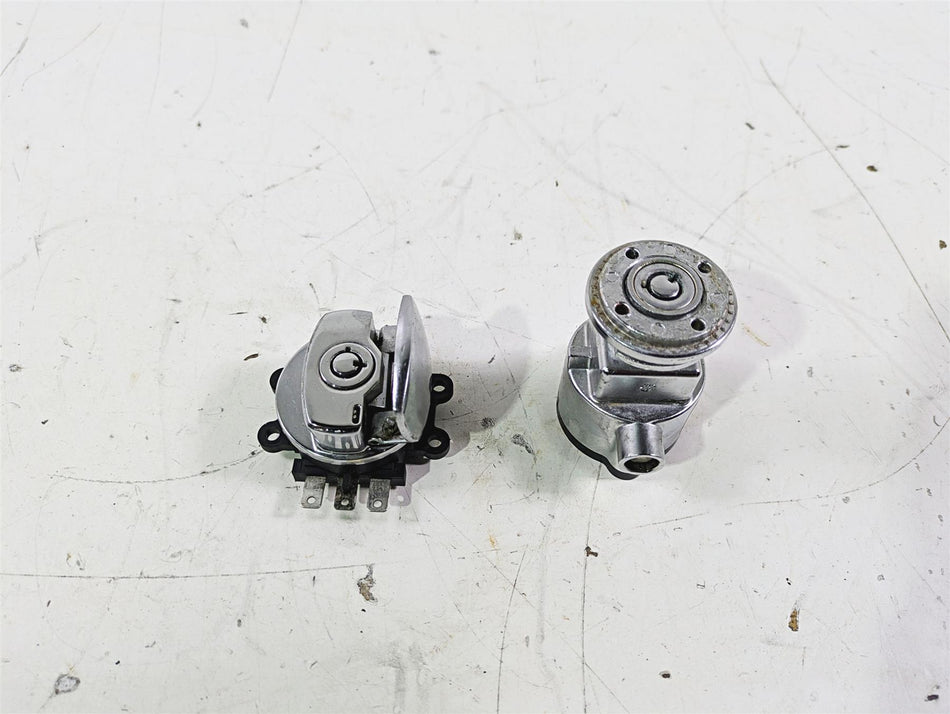 2007 Harley FXDWG Dyna Wide Glide Ignition Switch + Steering Lock -Vin 71430-06A {{ shop.shopifyCountryName }} - Mototech271