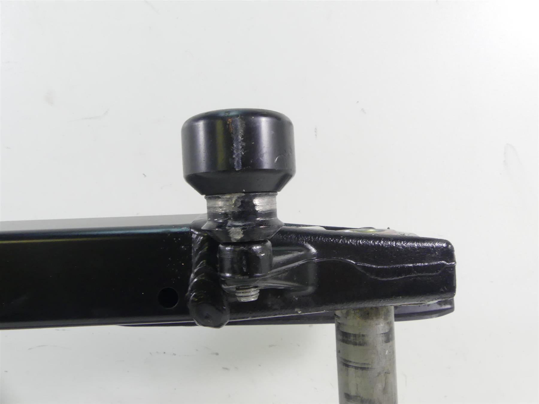 2020 Suzuki GSX1300 R Hayabusa Rear Swingarm Swing Arm + Axle 61000-24F50-YAP {{ shop.shopifyCountryName }} - Mototech271