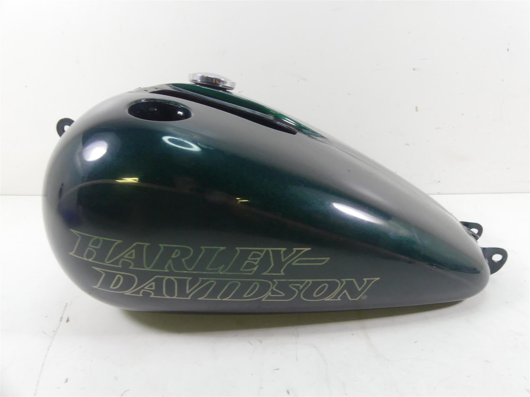 2015 Harley FXDL Dyna Low Rider Fuel Gas Petrol Tank - Read 61593-10 | Mototech271