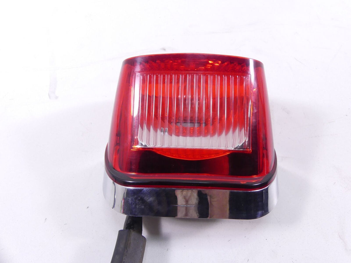 2006 Harley Touring FLHTCUI Electra Glide Taillight With Complete Wiring 68140-0 {{ shop.shopifyCountryName }} - Mototech271