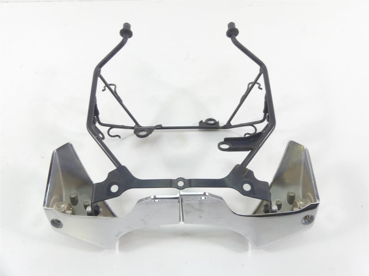 2007 Suzuki M109R VZR1800 Boulevard Front Blinker Mount Carrier Stay 35601-38AF0 {{ shop.shopifyCountryName }} - Mototech271