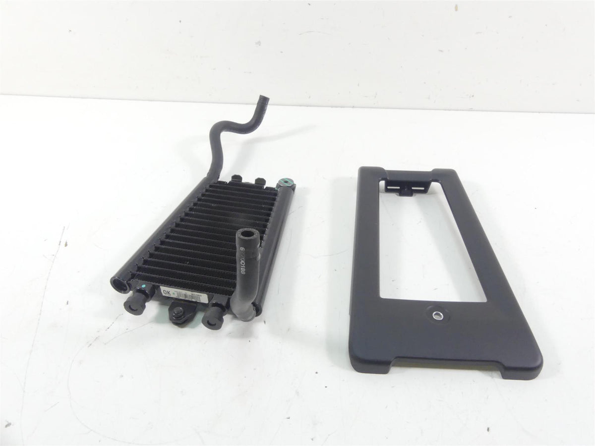 2021 Harley Softail FXBBS 114 Street Bob Oil Cooler & Line Cover Set 62700191 {{ shop.shopifyCountryName }} - Mototech271