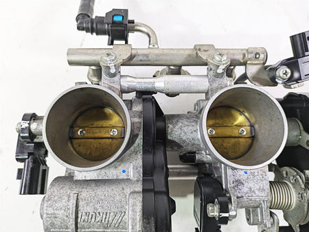 2012 Yamaha XT1200 Super Tenere Throttle Body Bodies 23P-13750-00-00 {{ shop.shopifyCountryName }} - Mototech271