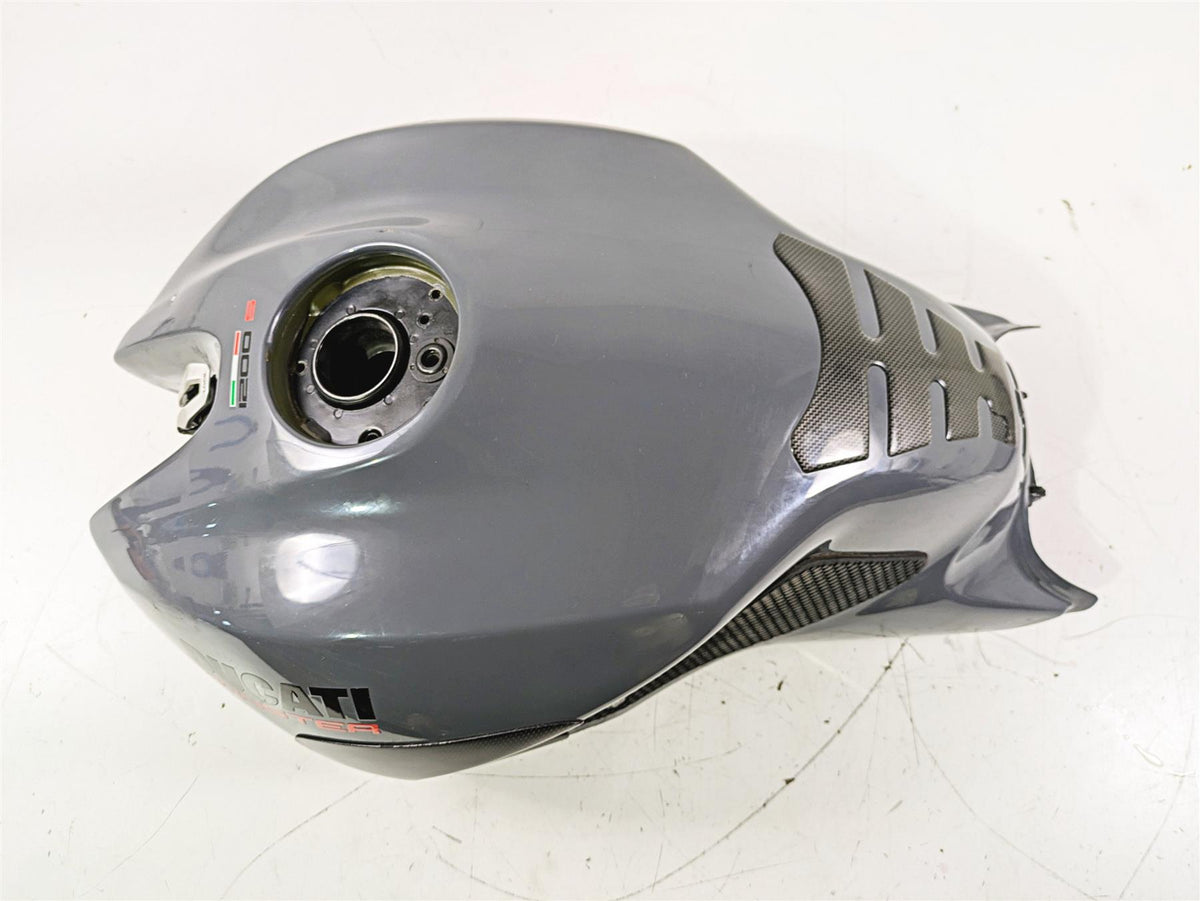 2017 Ducati Monster 1200 S Fuel Gas Petrol Tank Gray DENTED 58612501EJ {{ shop.shopifyCountryName }} - Mototech271