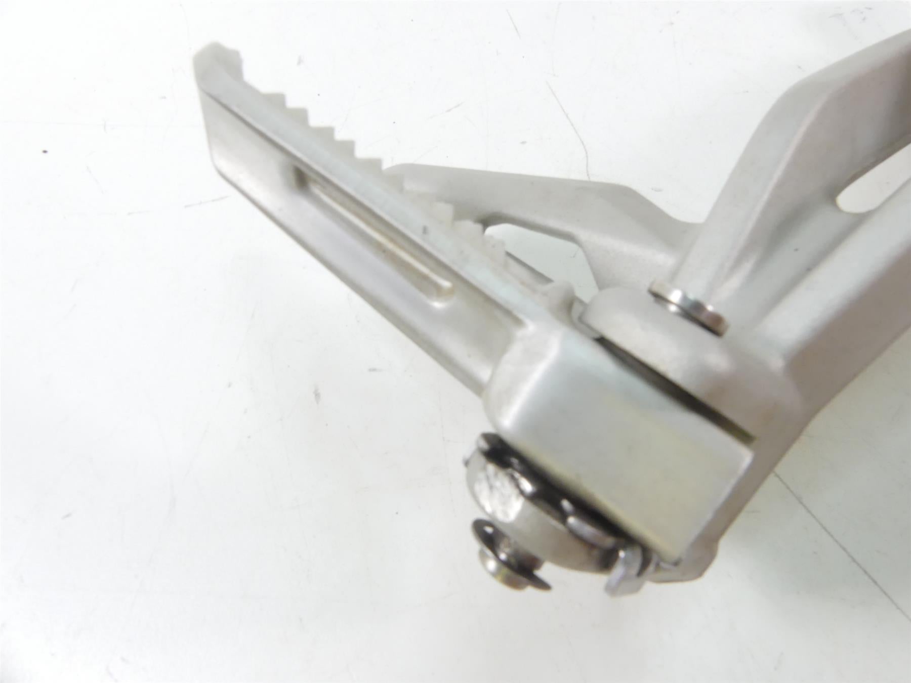 2019 Triumph Street Triple 765R Rear Passenger Footpeg Set T2081986 {{ shop.shopifyCountryName }} - Mototech271