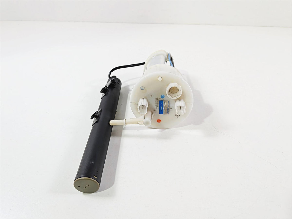 2019 Triumph Speed Triple RS 1050 Fuel Gas Petrol Pump -Tested T2400735 T2405926 {{ shop.shopifyCountryName }} - Mototech271