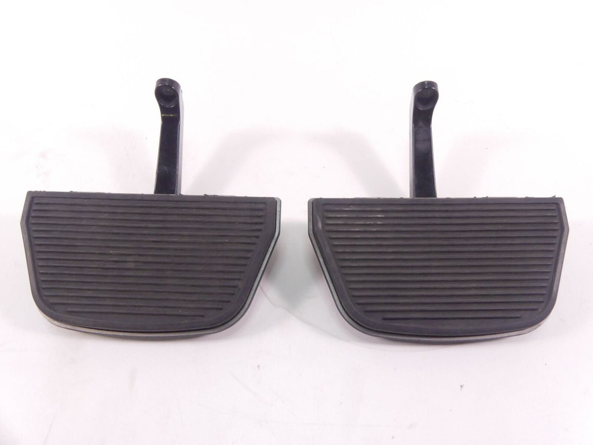 2009 Harley Touring FLHTCU Electra Glide Rear Passenger Floor Board Set 52719-93 {{ shop.shopifyCountryName }} - Mototech271