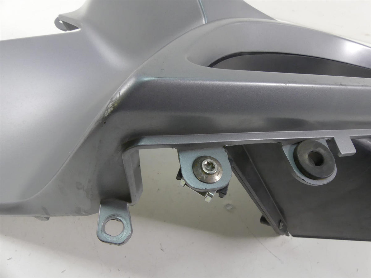 2015 BMW R1200RT K52 Left Side Between Leg Knee Fairing Cover 46638533581 {{ shop.shopifyCountryName }} - Mototech271