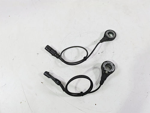 2011 Harley Touring FLHTCUSE CVO E-Glide Abs Brake Wheel Speed Sensors 40614-08 | Mototech271