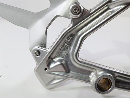 2019 Ducati 959 Panigale Left Frame Mount & Footpeg Set 8291E061AA 82424631AA {{ shop.shopifyCountryName }} - Mototech271