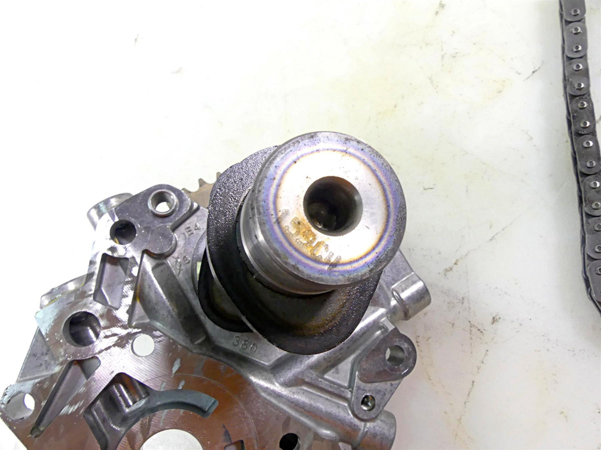 2020 Harley Softail FXST Standard Camshaft Cam Shaft Support Plate Set 25400133 {{ shop.shopifyCountryName }} - Mototech271