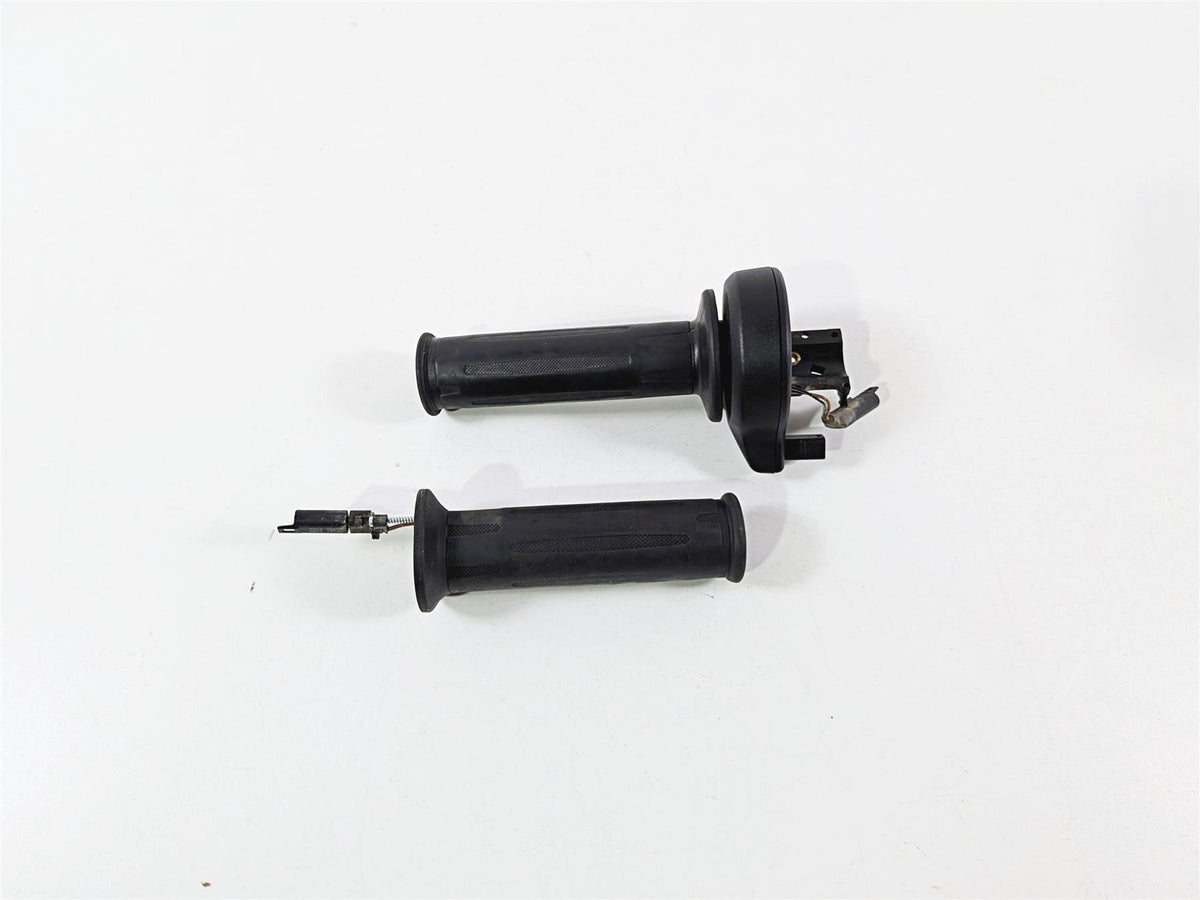 2023 BMW F850GS K81 Left Right Hand Heated Cruise Grip Set 61318552120 {{ shop.shopifyCountryName }} - Mototech271