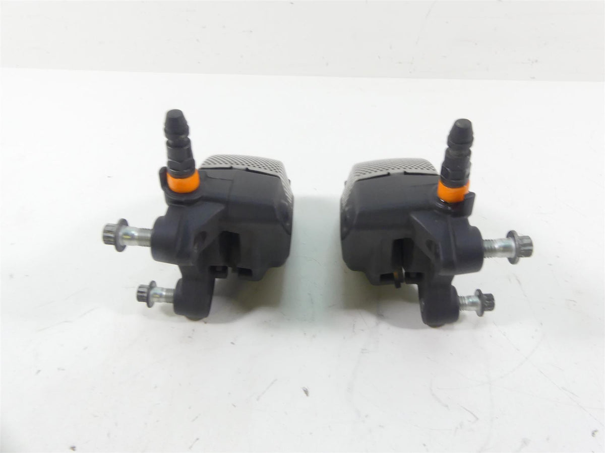 2014 Harley Touring FLHTK Electra Glide Front Brake Caliper Set 43027-08 {{ shop.shopifyCountryName }} - Mototech271