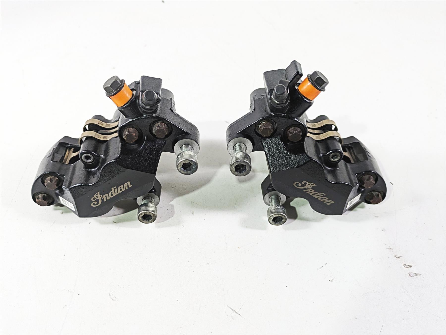 2018 Indian Chieftain Dark Horse Front Brake Caliper Set 1912390 1912391 {{ shop.shopifyCountryName }} - Mototech271
