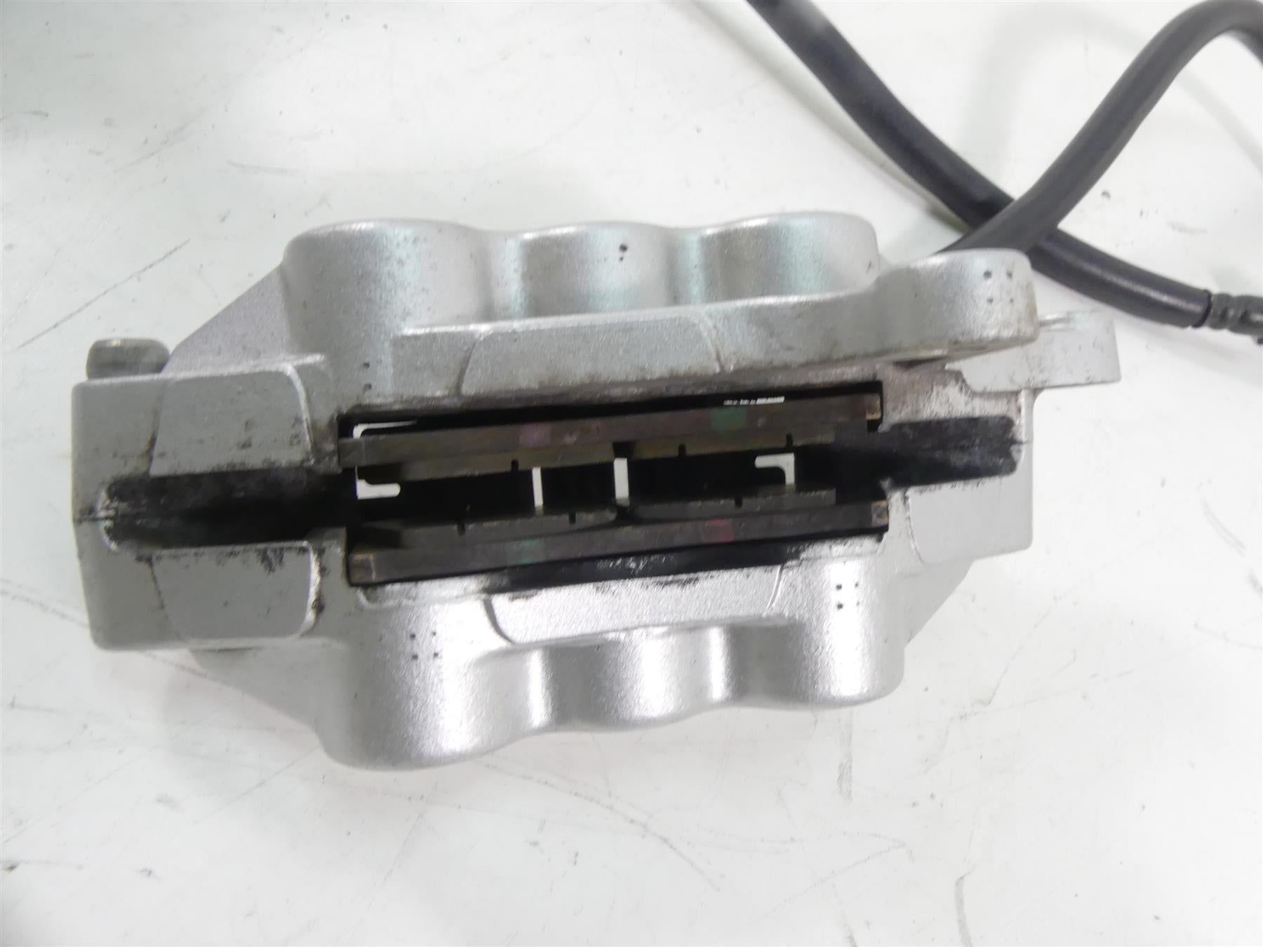 2004 Kawasaki VN1600 Meanstreak Front 6 Piston Brake Caliper Set 43080-0022-GN {{ shop.shopifyCountryName }} - Mototech271