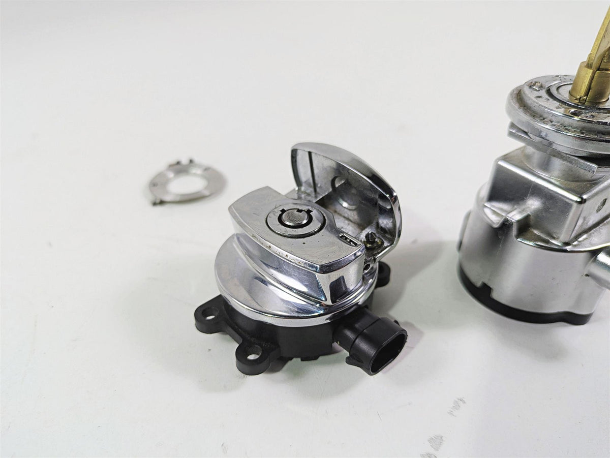 2016 Harley FXDF Dyna Fat Bob Ignition Switch Steering Lock Key Set 71430-12 {{ shop.shopifyCountryName }} - Mototech271