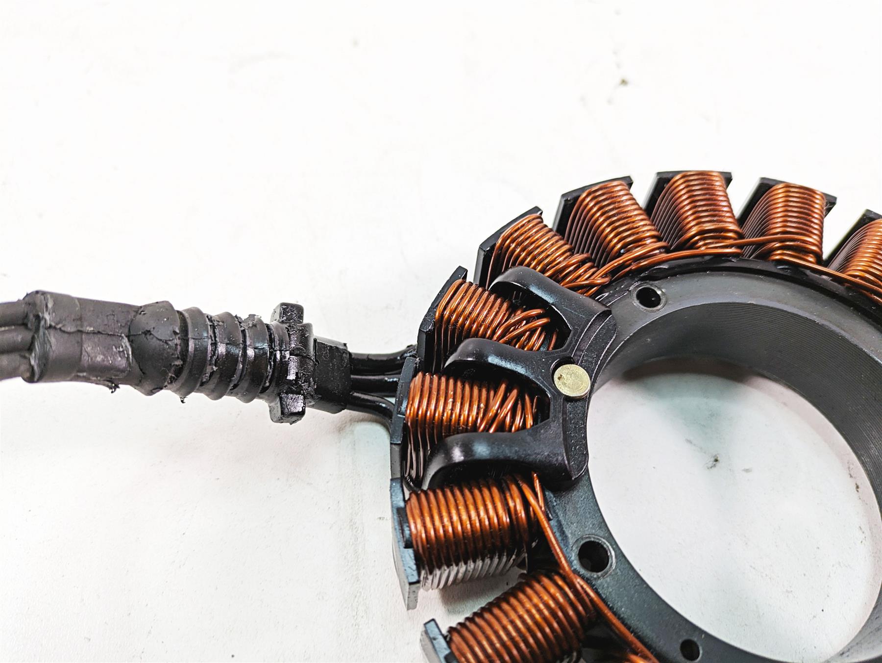 2009 Harley FXDC Dyna Super Glide Custom Ignition Alternator Stator 30017-08 {{ shop.shopifyCountryName }} - Mototech271