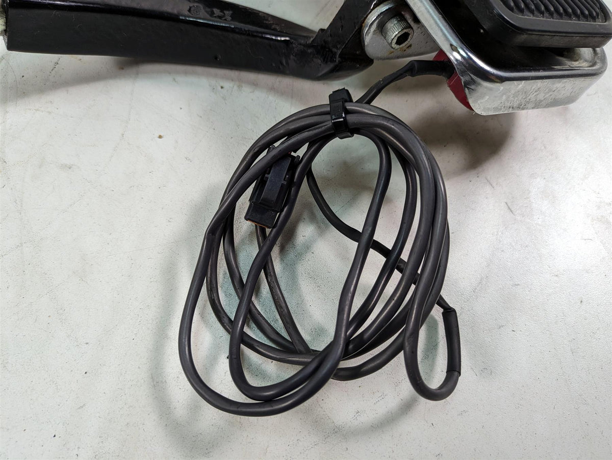 2006 Harley Touring FLHTCUI Electra Glide Front Floorboard Set 50622-83 50518-83 {{ shop.shopifyCountryName }} - Mototech271