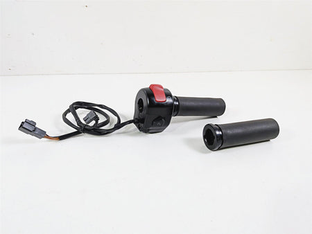2014 Suzuki M109R VZR1800 Boulevard Right Hand Control Switch 37200-06J00 {{ shop.shopifyCountryName }} - Mototech271