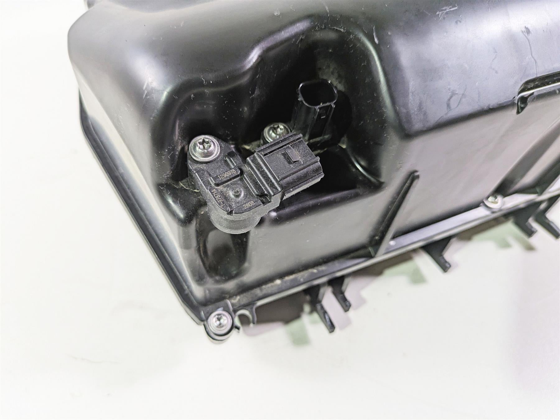 2024 Triumph Street Triple 765 R Air Box Cleaner Breather Filter T2207650 {{ shop.shopifyCountryName }} - Mototech271