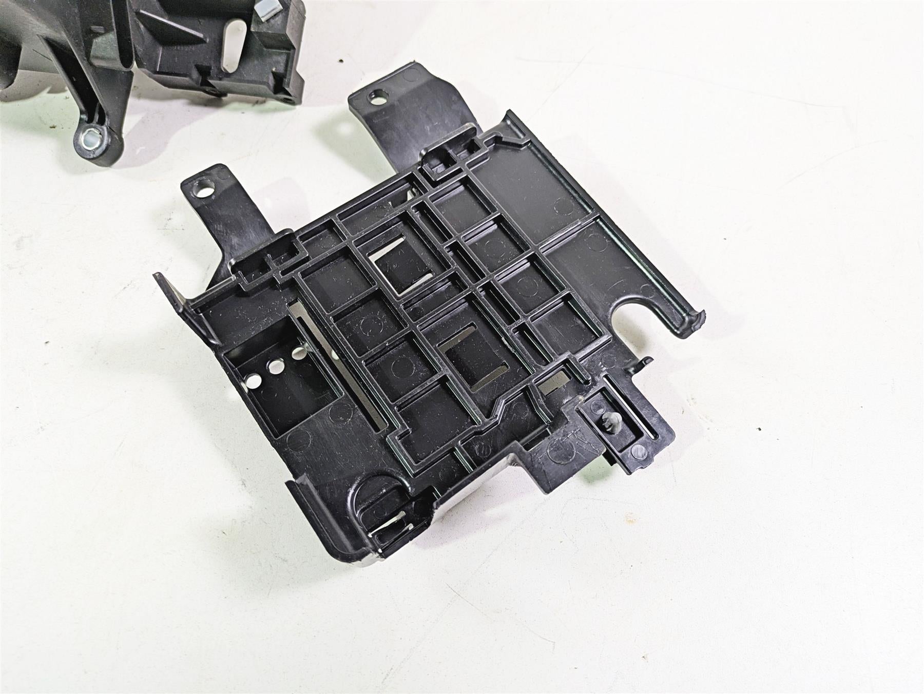 2015 Harley Touring FLHTKL Electra Glide Electrical Parts Holder Set 66000010A {{ shop.shopifyCountryName }} - Mototech271
