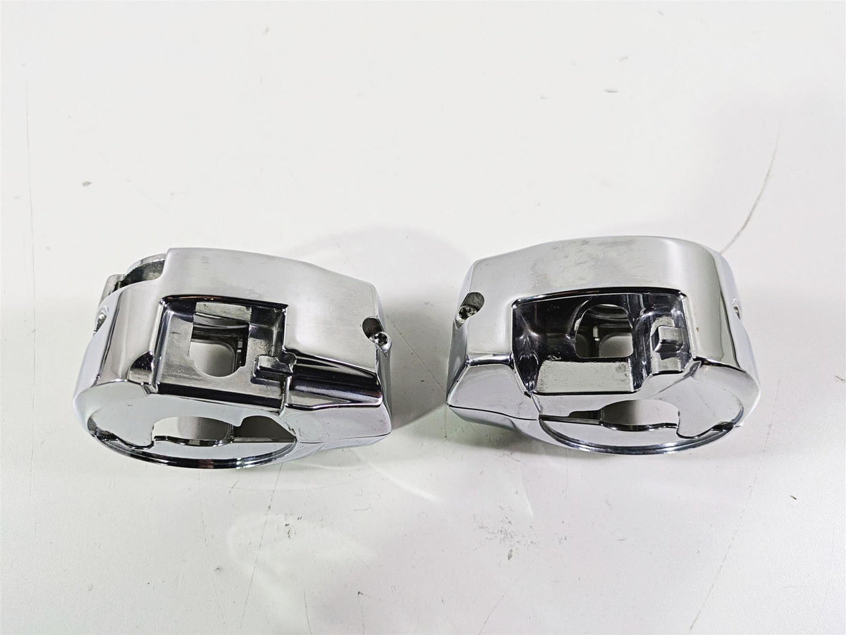 2017 Harley Touring FLHTKSE CVO E-Glide Chrome Control Switch Cover Set 71500341 {{ shop.shopifyCountryName }} - Mototech271