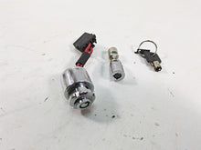 Load image into Gallery viewer, 2005 Harley Dyna FXDL Low Rider Ignition Switch Key Lock Set 71476-95 | Mototech271
