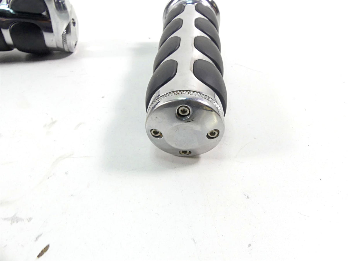2002 Harley FLSTCI Softail Heritage Chrome Right Hand Control Switch 71684-06A {{ shop.shopifyCountryName }} - Mototech271