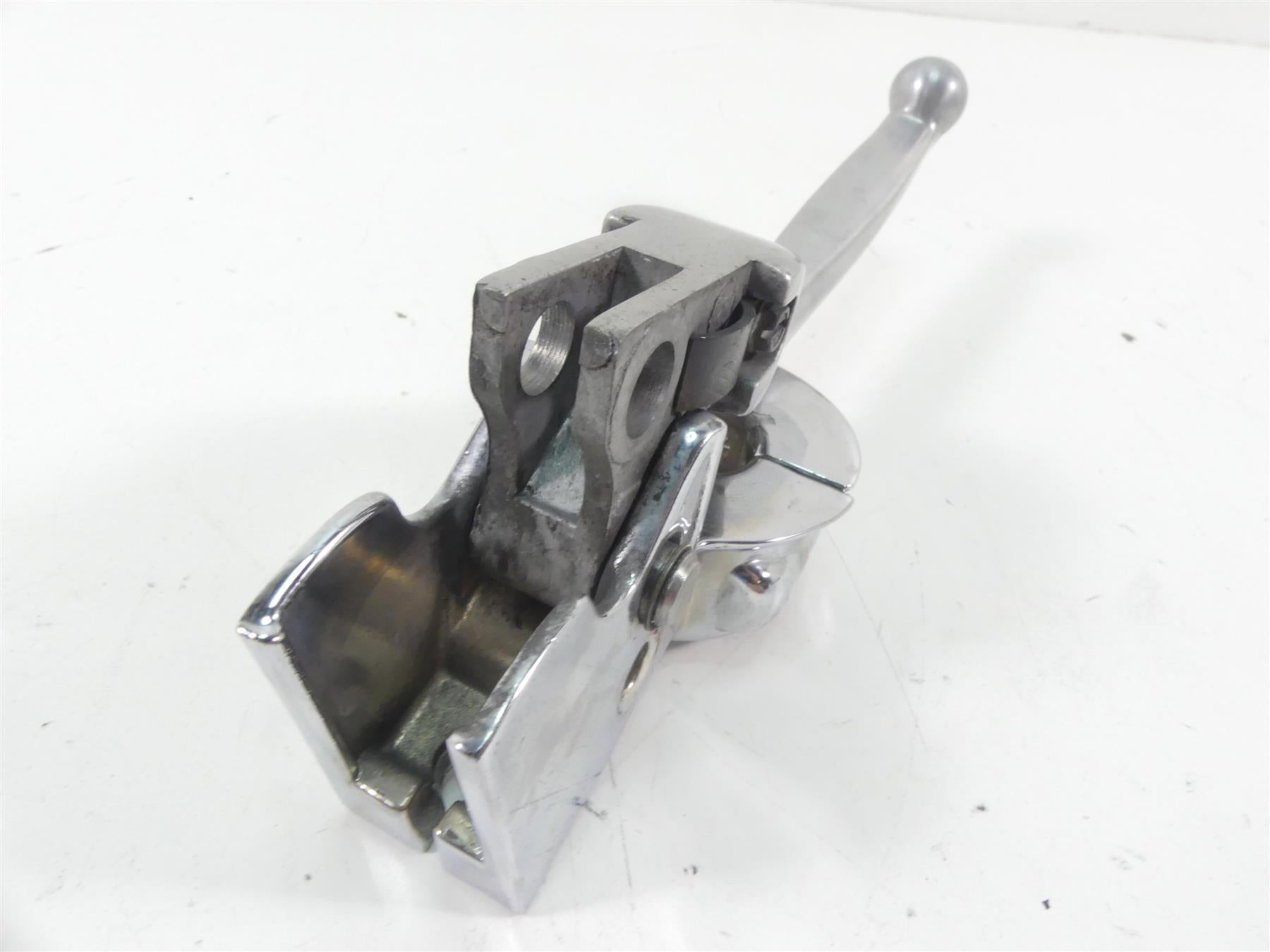 1989 Harley Touring FLTC Tour Glide Chrome Clutch Perch & Lever 38608-82B {{ shop.shopifyCountryName }} - Mototech271