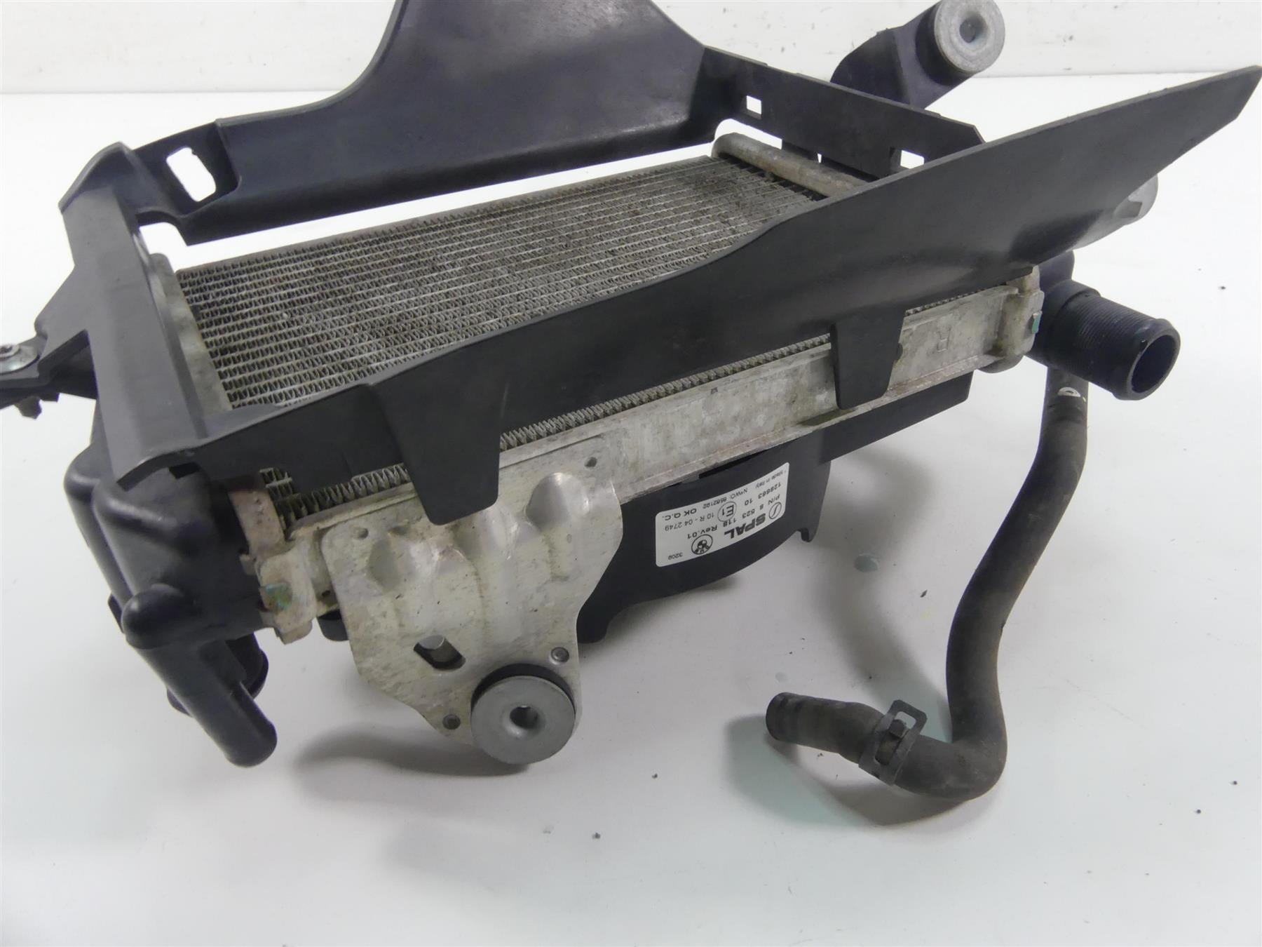 2019 BMW R1250GS K50 Right Radiator Fan Cover Hoses Reservoir Set 17118546416 {{ shop.shopifyCountryName }} - Mototech271