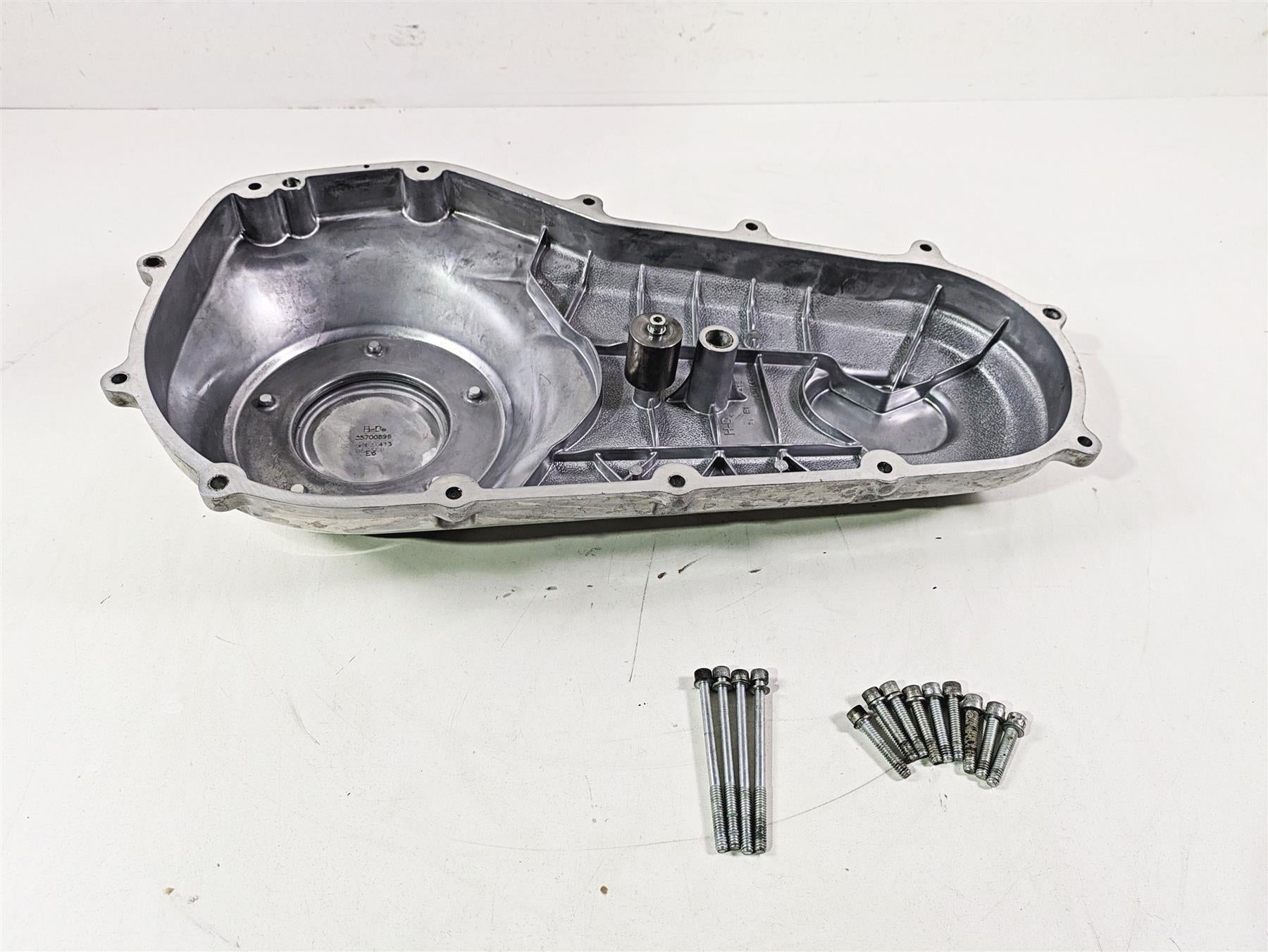 テスト 2020 Harley Softail FXST Standard Outer Primary Clutch Cover