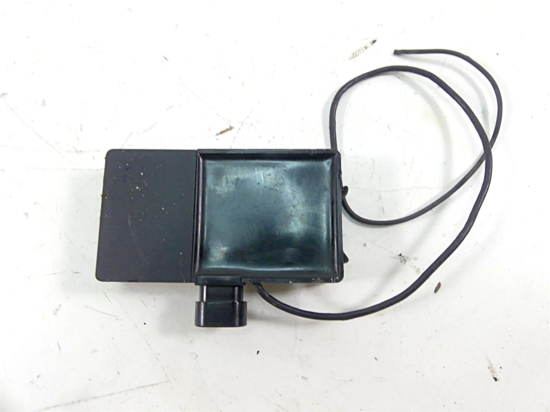2008 Harley Touring FLHX Street Glide Siren Security Alarm Box Module 69000124 {{ shop.shopifyCountryName }} - Mototech271