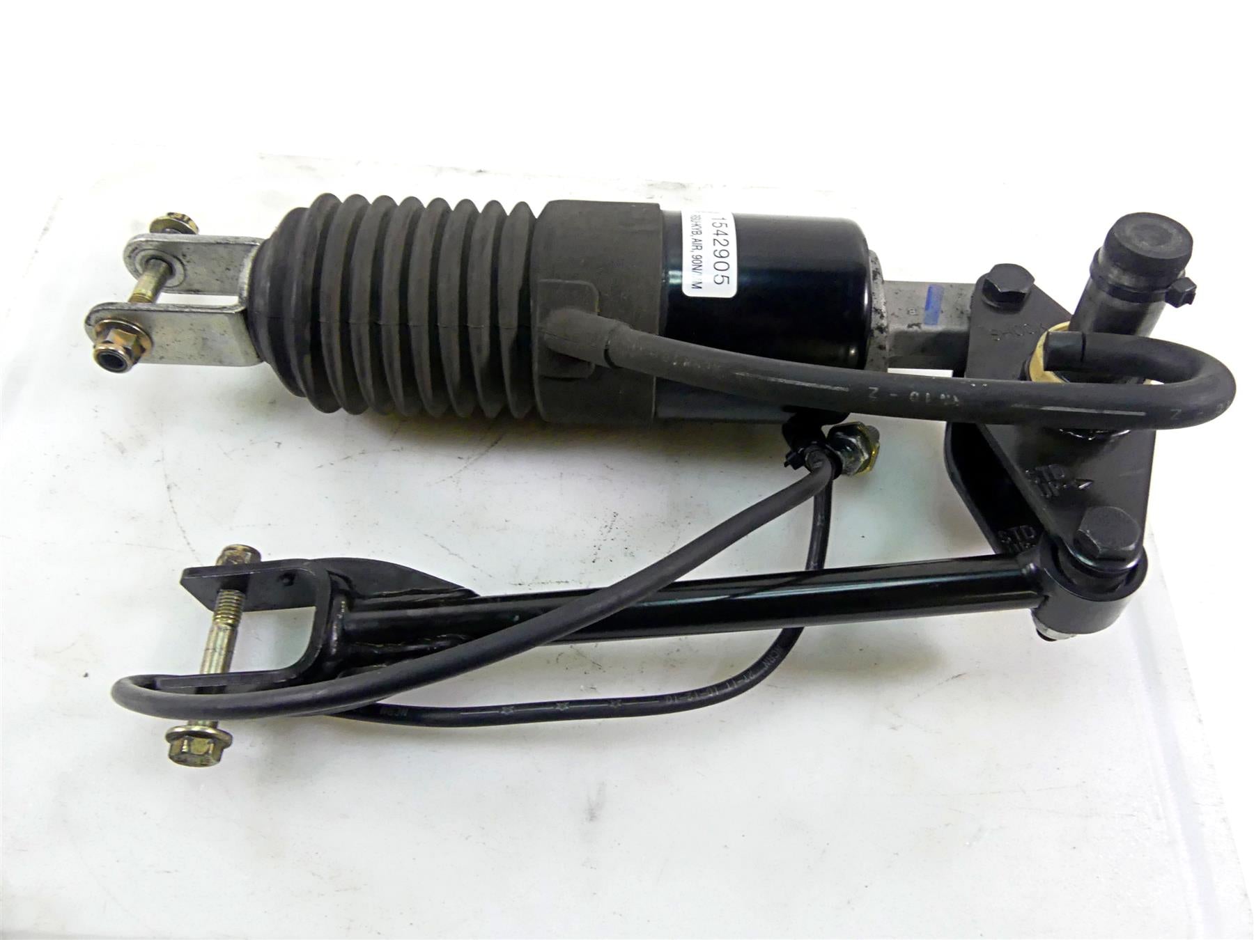 2011 Victory Cross Country Straight Rear Kyb Air Shock Damper 90N/mm 1542905 {{ shop.shopifyCountryName }} - Mototech271