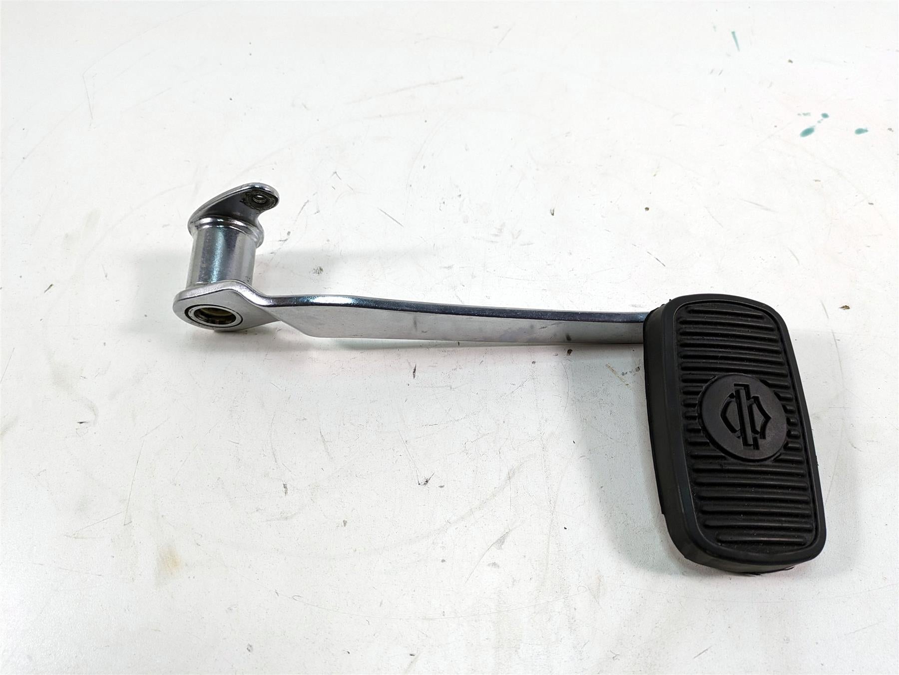 2006 Harley Touring FLHTCUI Electra Glide Rear Brake Pedal Lever 42407-02 | Mototech271