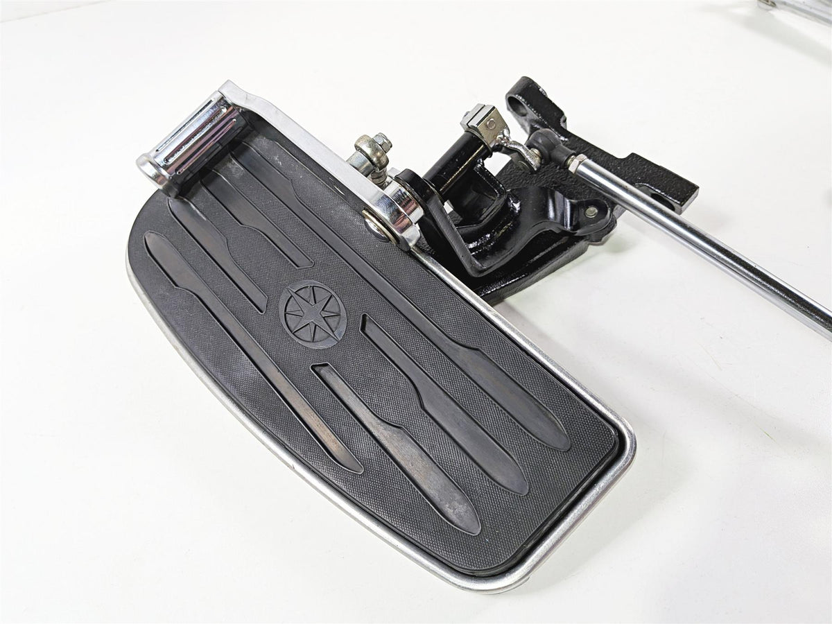 2006 Yamaha XVZ1300 Royal Star Left Floor Board & Shifter 4XY-27410-10-00 {{ shop.shopifyCountryName }} - Mototech271