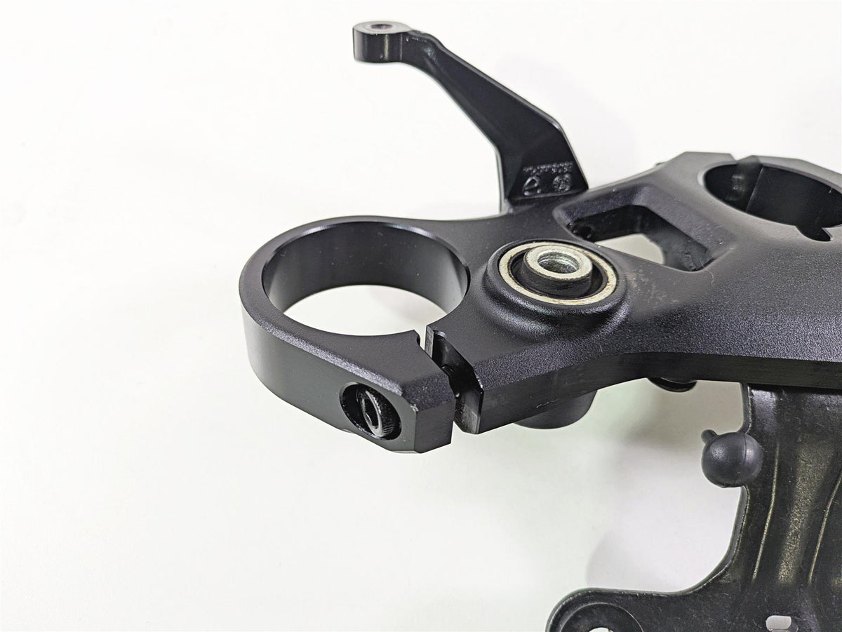 2022 Ducati Streetfighter V2 Upper Triple Tree Steering Clamp 34111851AA {{ shop.shopifyCountryName }} - Mototech271