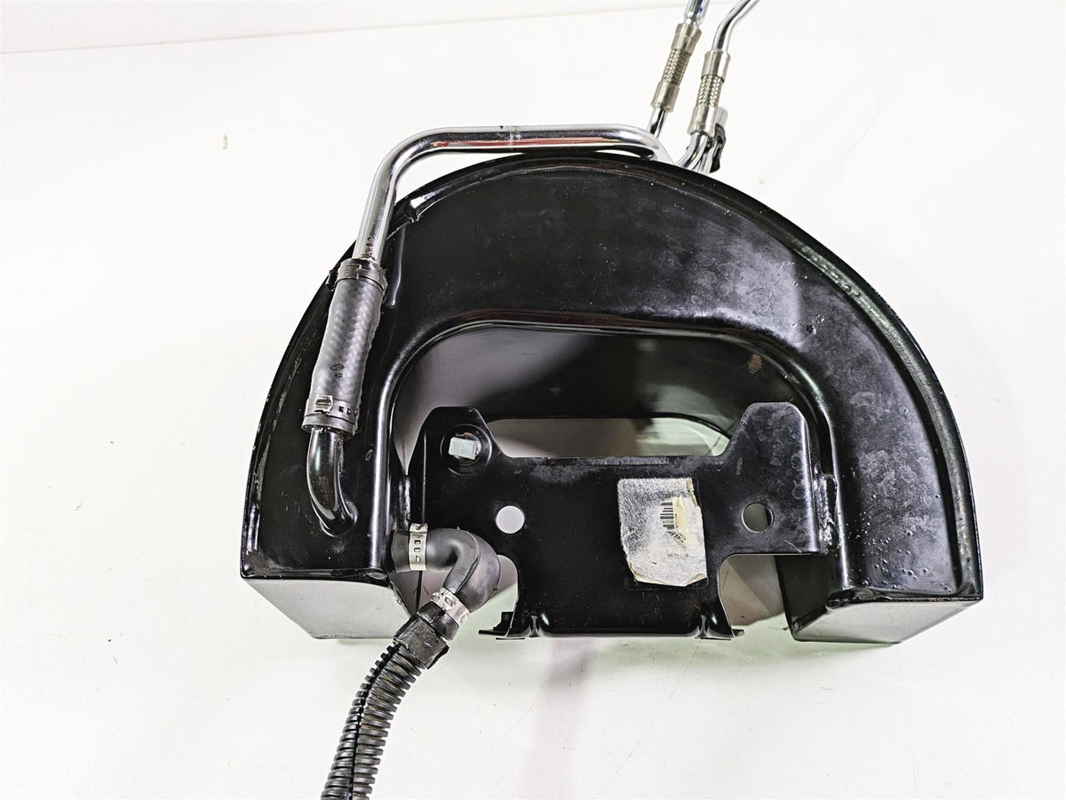 2008 Harley FLSTSB Cross Bones Oil Tank Reservoir & Lines - No Leaks 62492-00B {{ shop.shopifyCountryName }} - Mototech271
