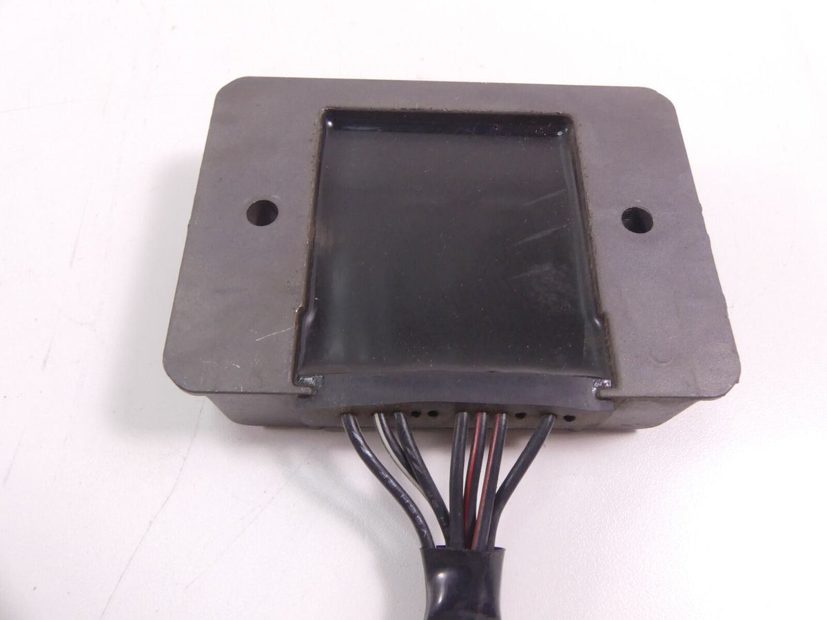 2007 Suzuki VL800 C50 Boulevard Rectifier Voltage Regulator 32800-47H00 {{ shop.shopifyCountryName }} - Mototech271