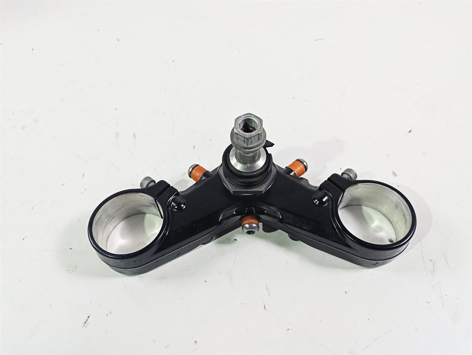 2010 BMW R1200GS K25 Lower Triple Tree Steering Clamp -Read 31427718343 {{ shop.shopifyCountryName }} - Mototech271