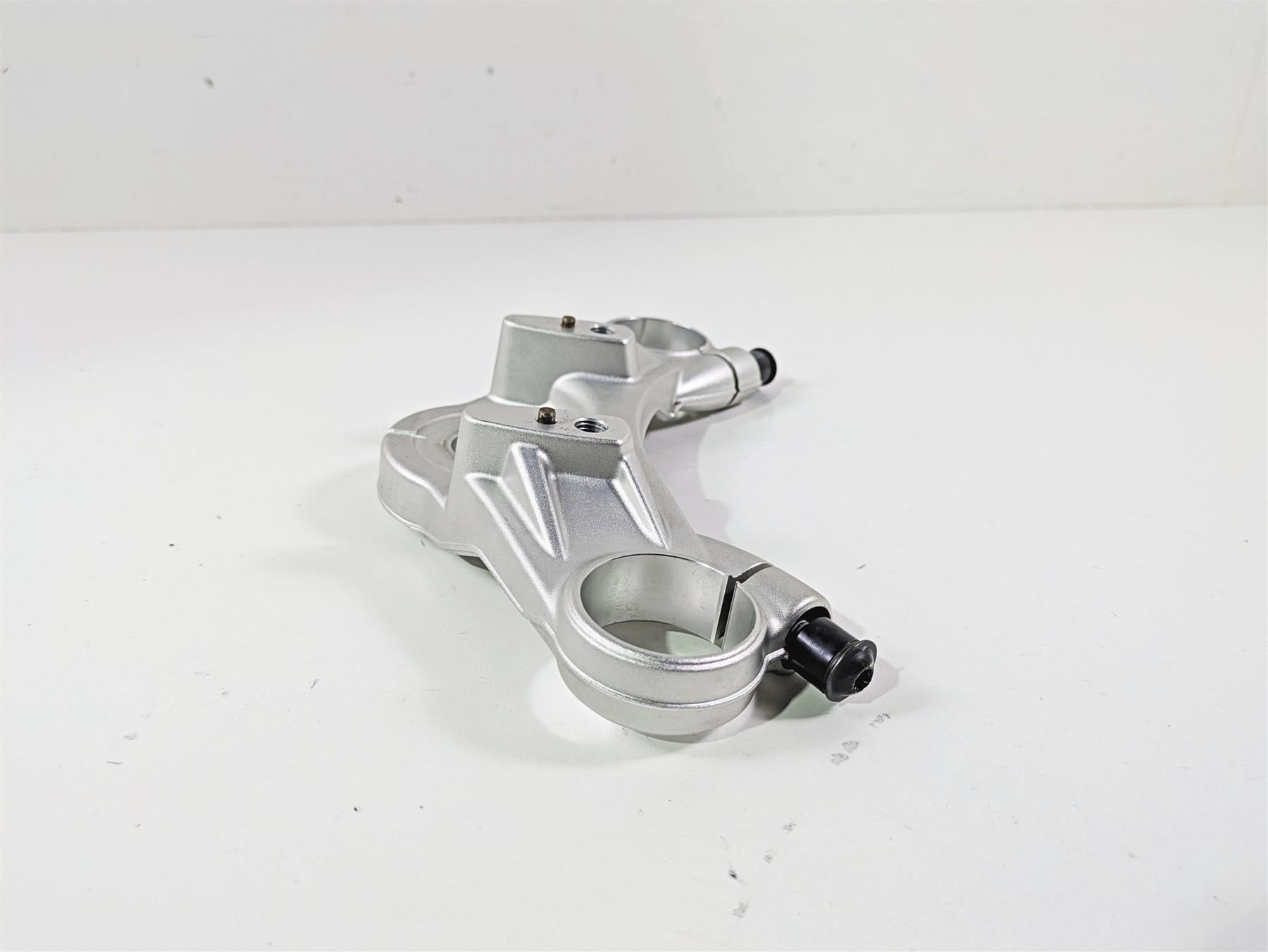 2018 BMW R nineT Urban GS K33 Upper Triple Tree Steering Clamp 31428558709 {{ shop.shopifyCountryName }} - Mototech271