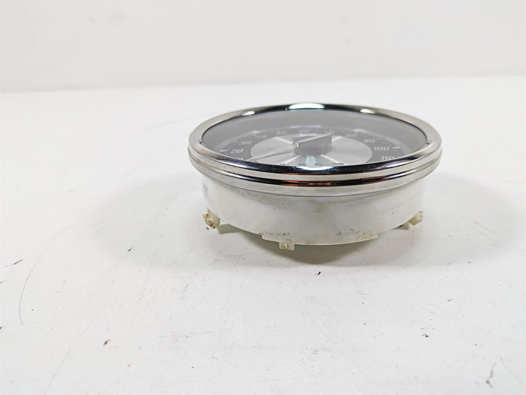 2009 Harley Dyna FXDFSE CVO Fat Bob Speedometer Gauge Instrument 67371-09 {{ shop.shopifyCountryName }} - Mototech271