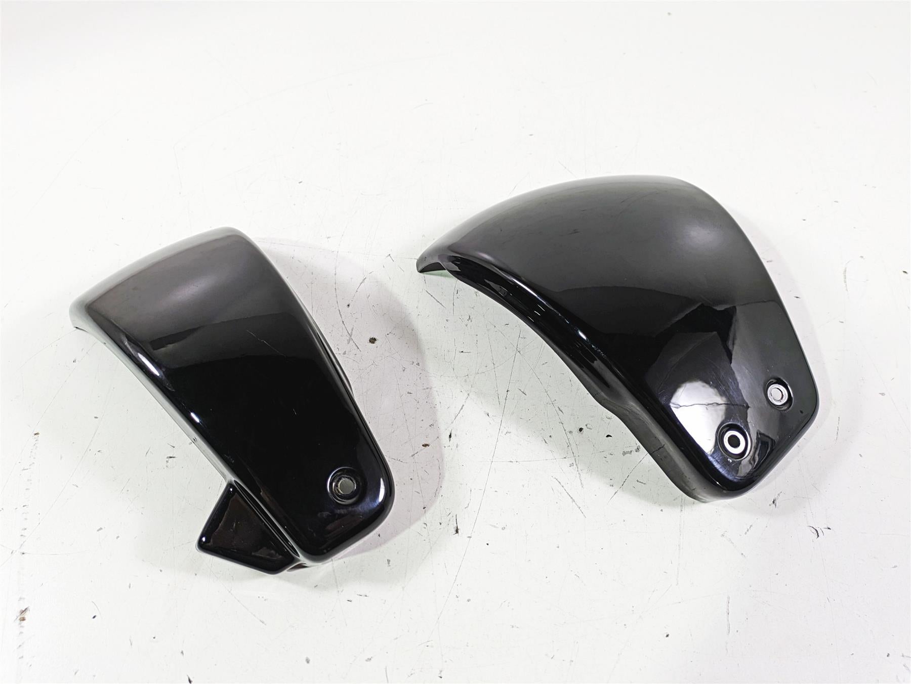 2019 Harley FLHCS Softail Heritage Left Right Side Cover Fairing Set 61300648 {{ shop.shopifyCountryName }} - Mototech271