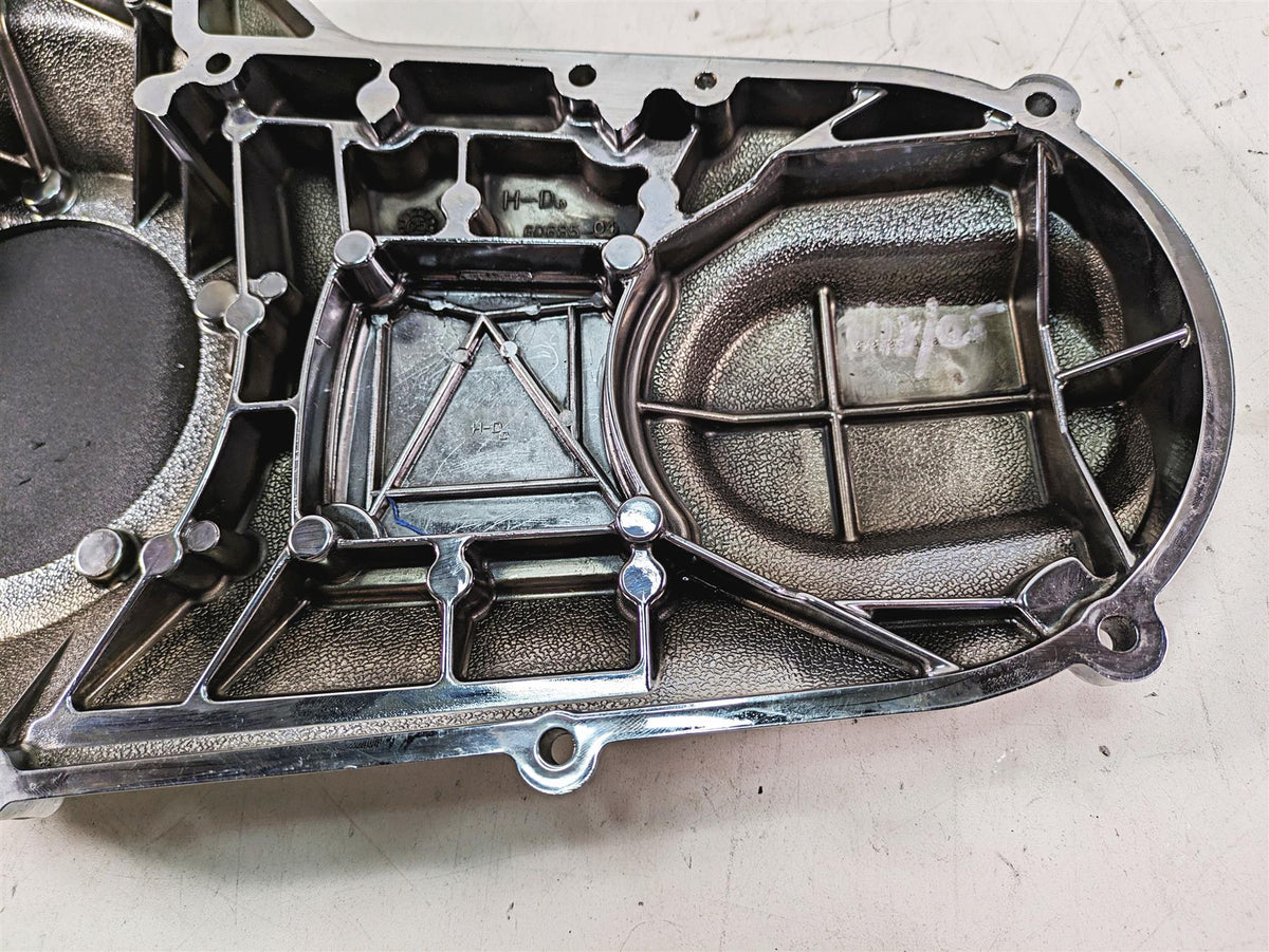 2005 Harley Touring FLHTCUI Electra Glide Outer Primary Drive Cover 60685-04 {{ shop.shopifyCountryName }} - Mototech271