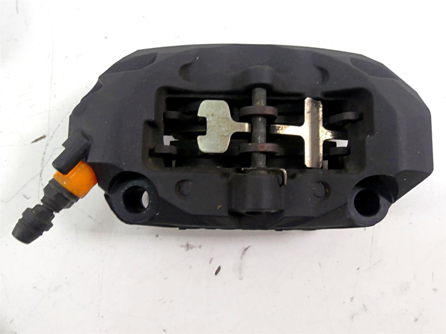 2015 BMW R1200GS GSW K50 Front Brembo Brake Caliper 100mm Set 34118556205 {{ shop.shopifyCountryName }} - Mototech271