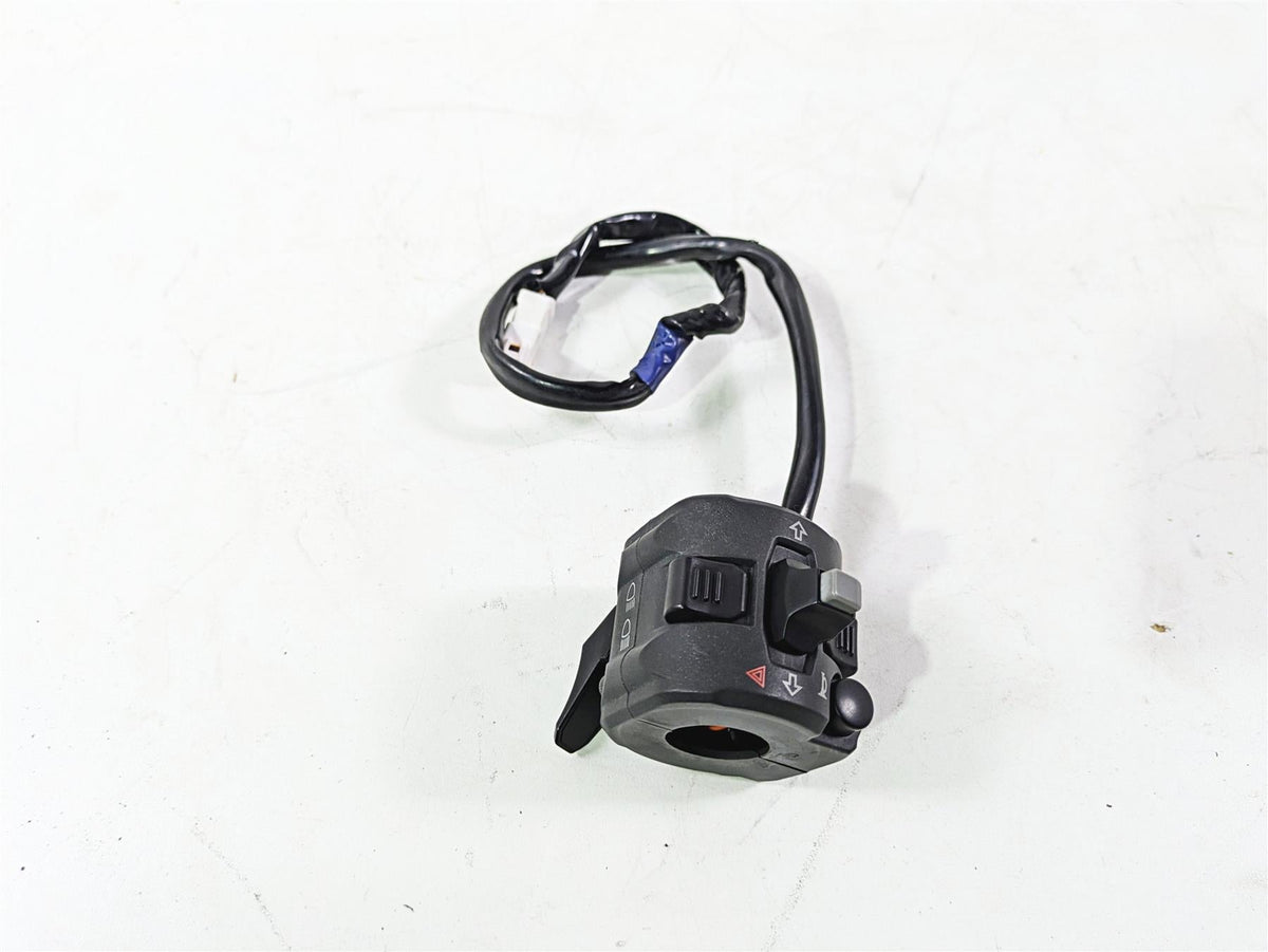 2013 Ducati Hyperstrada 821 Left Hand Control Switch Light Horn 65110141A {{ shop.shopifyCountryName }} - Mototech271