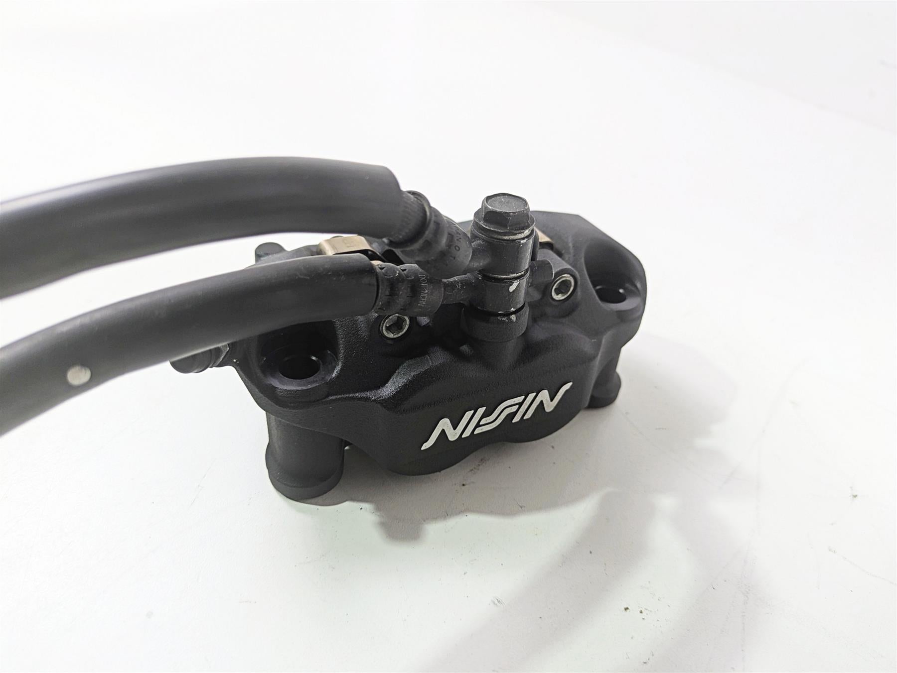 2020 Kawasaki ZX6R ZX636 Ninja Front Brake Caliper Set 108mm 43080-0111-DJ {{ shop.shopifyCountryName }} - Mototech271